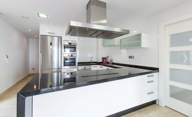 4 slaapkamer Villa Te koop