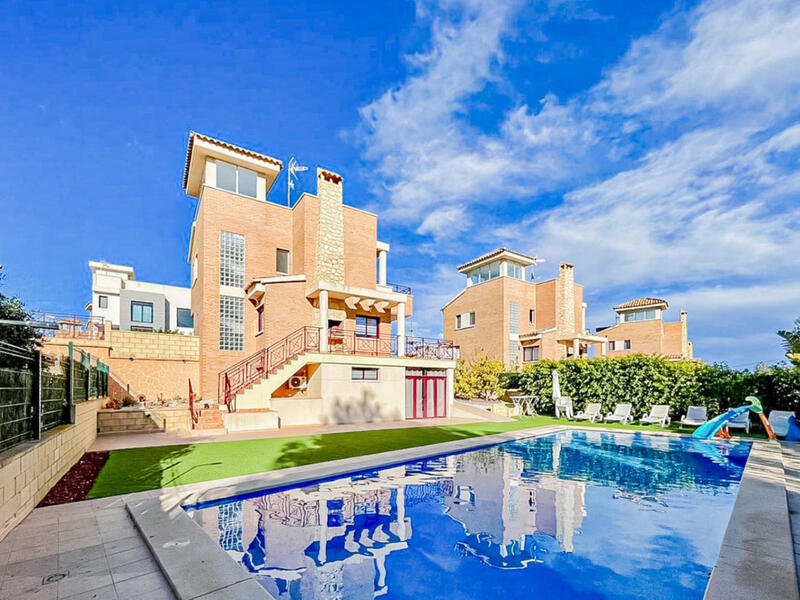 4 chambre Villa à vendre