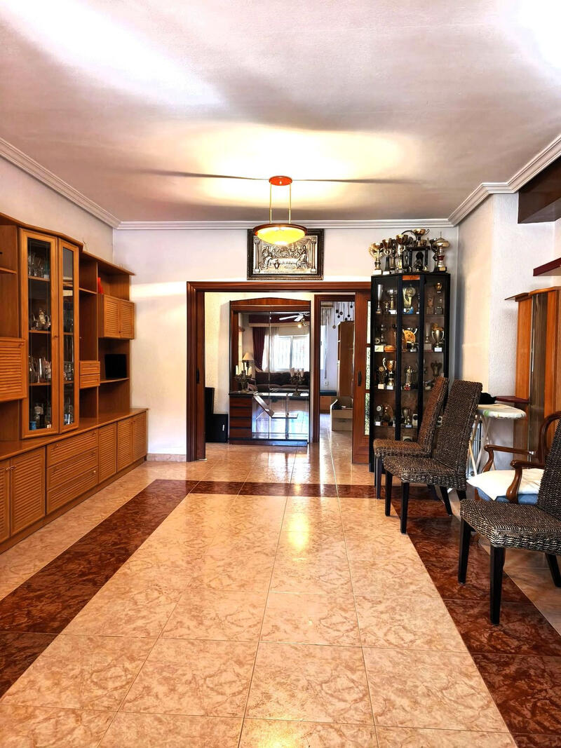 5 Schlafzimmer Villa zu verkaufen