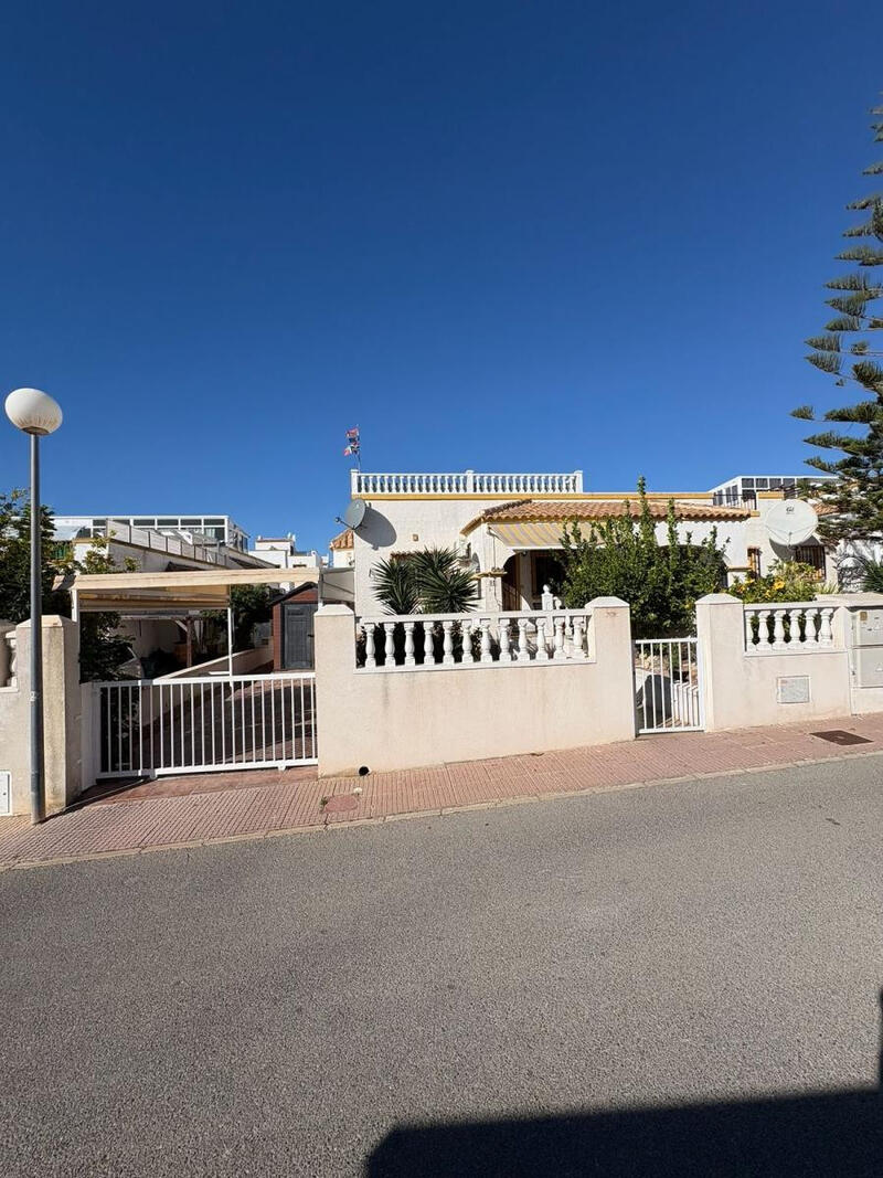 Villa for sale in San Fulgencio, Alicante