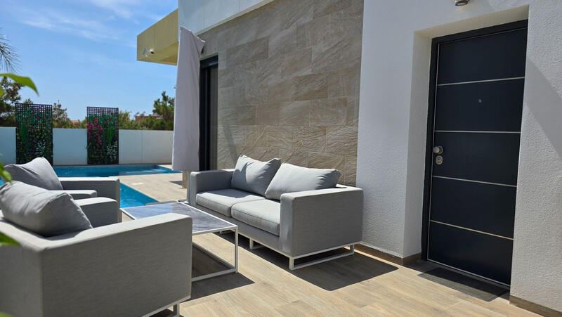 3 Cuarto Villa en venta