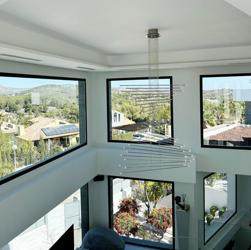 5 спальная комната вилла продается