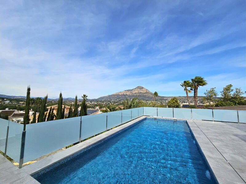 Villa for sale in Calvario (Javea/Xabia), Alicante