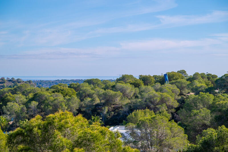 3 спальная комната квартира продается