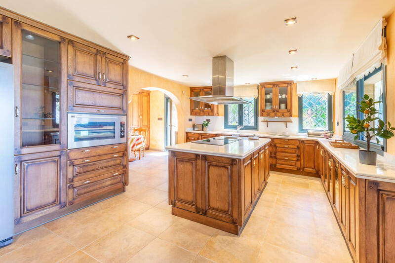 5 slaapkamer Landhuis Te koop