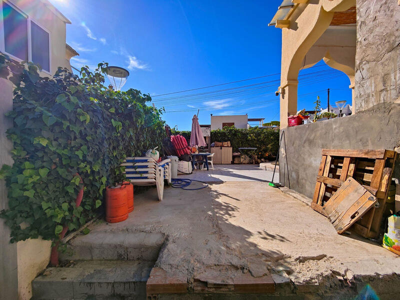 4 Cuarto Villa en venta