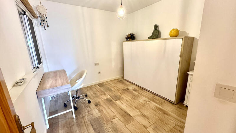 2 slaapkamer Appartement Te koop