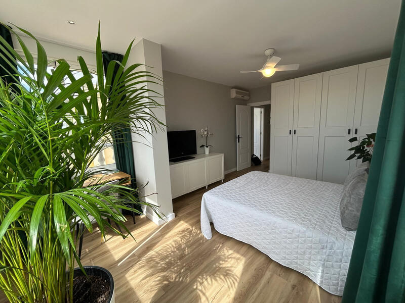 3 bedroom Townhouse for sale