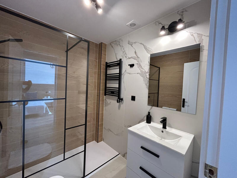 3 bedroom Townhouse for sale