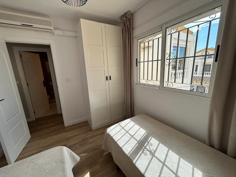 3 bedroom Townhouse for sale