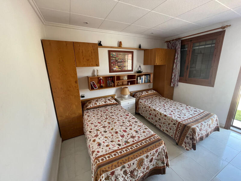 2 Cuarto Adosado en venta