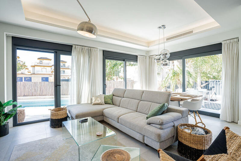 3 Cuarto Villa en venta