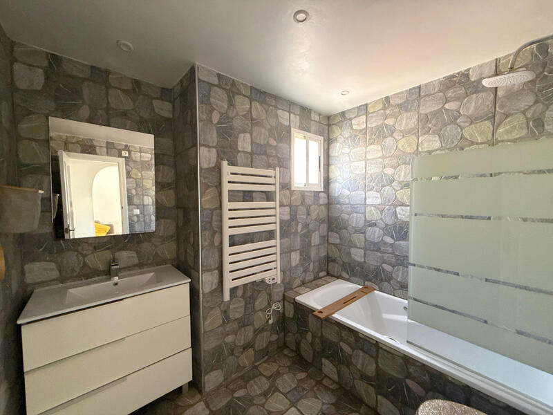 4 slaapkamer Appartement Te koop