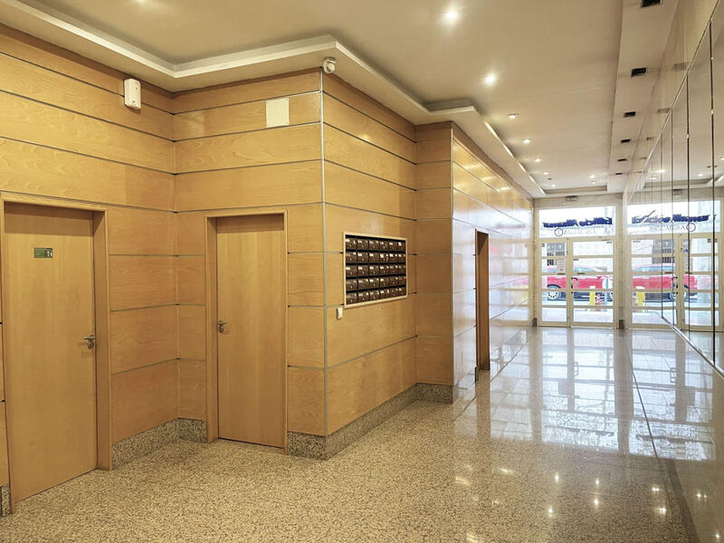 3 bedroom Apartment for sale