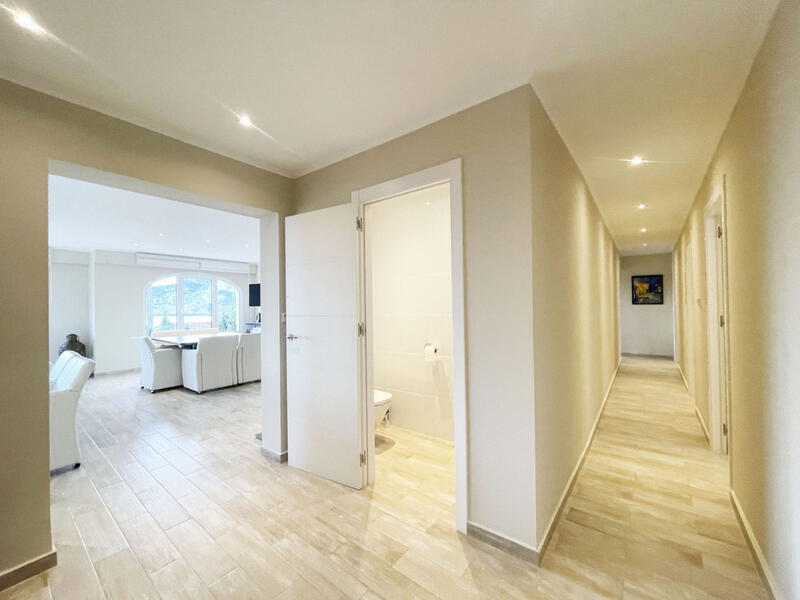 6 Schlafzimmer Villa zu verkaufen