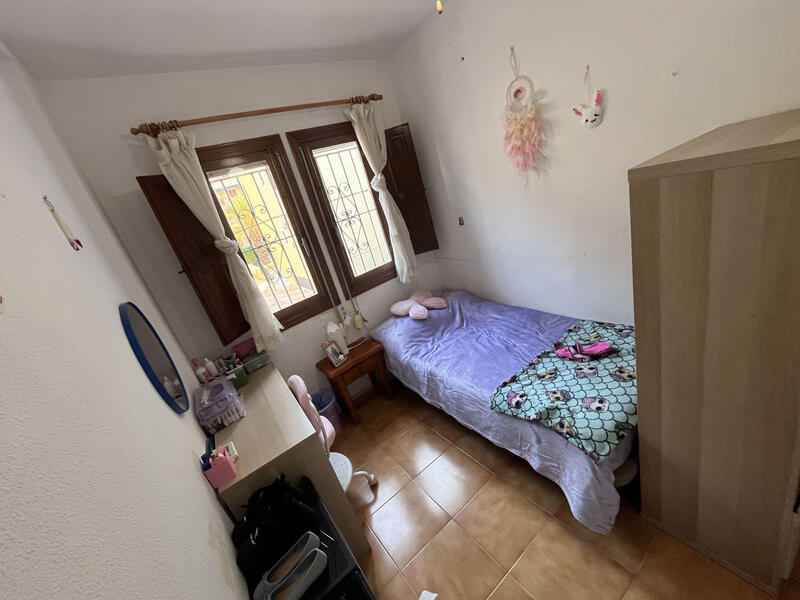 4 soveværelse Byhus til salg