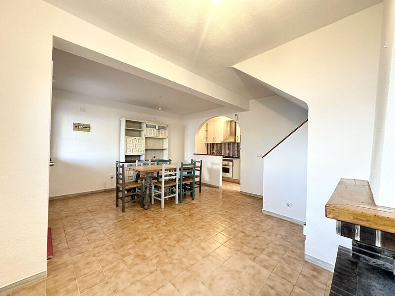 2 Schlafzimmer Stadthaus zu verkaufen