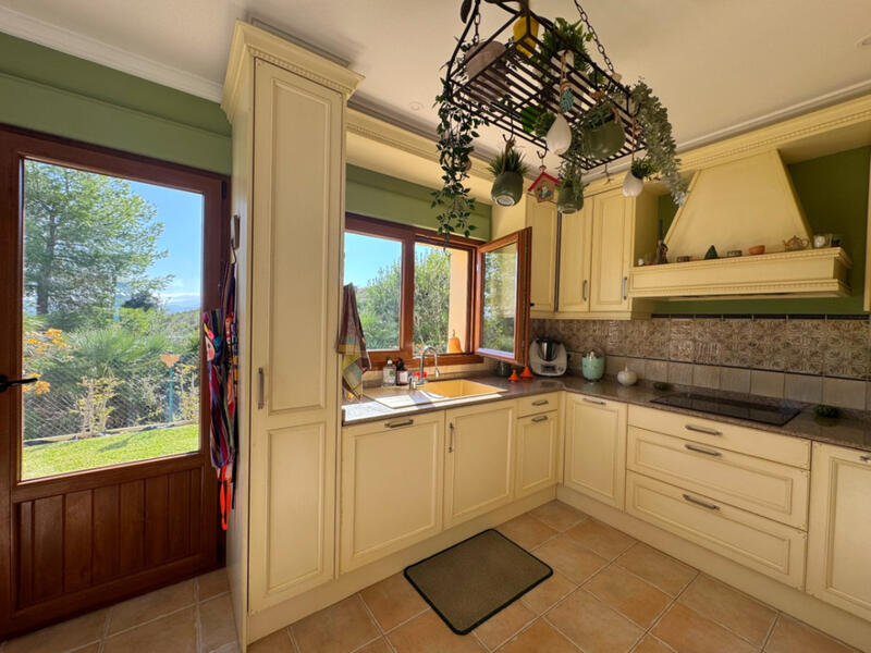 4 Cuarto Villa en venta