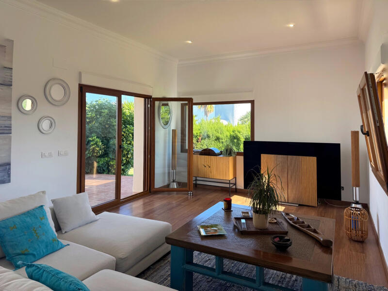 4 Cuarto Villa en venta