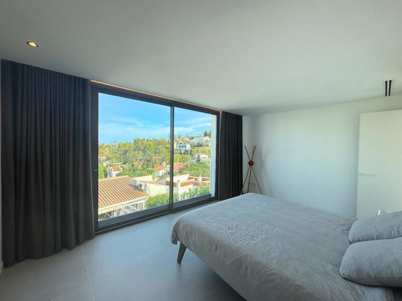 4 Cuarto Villa en venta