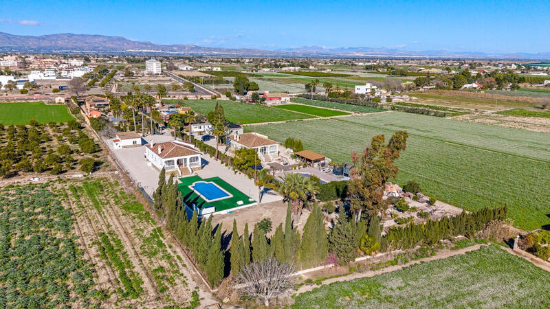 4 bedroom Villa for sale