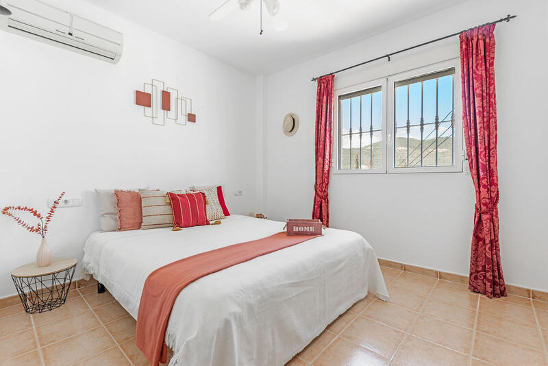 4 Cuarto Villa en venta