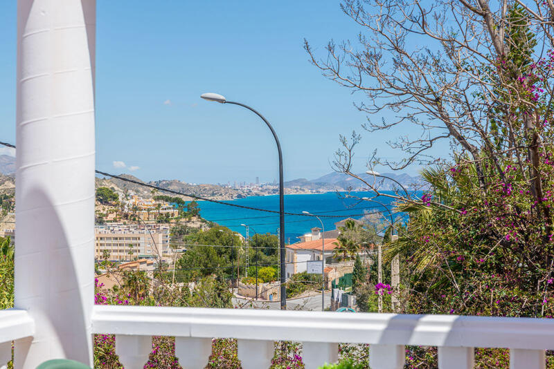 4 Cuarto Villa en venta