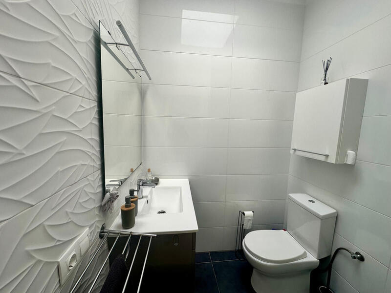 2 bedroom Townhouse for sale