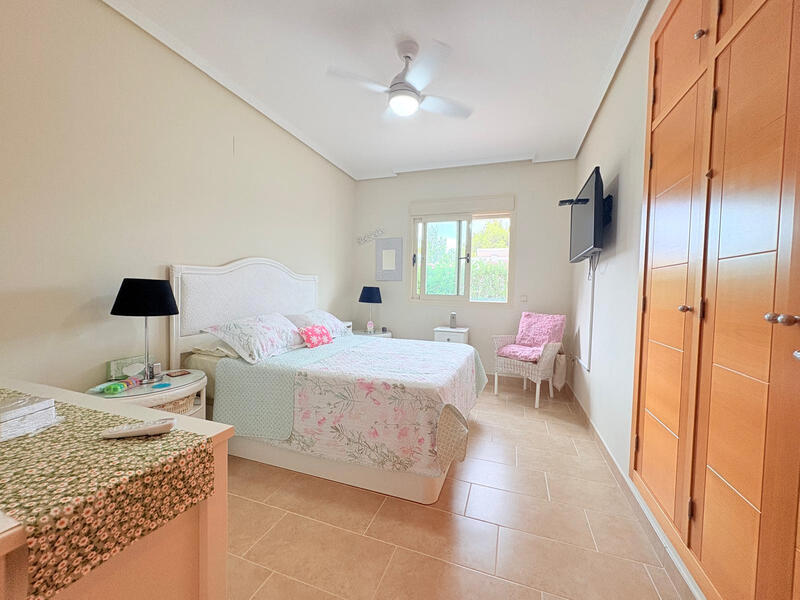 4 slaapkamer Villa Te koop