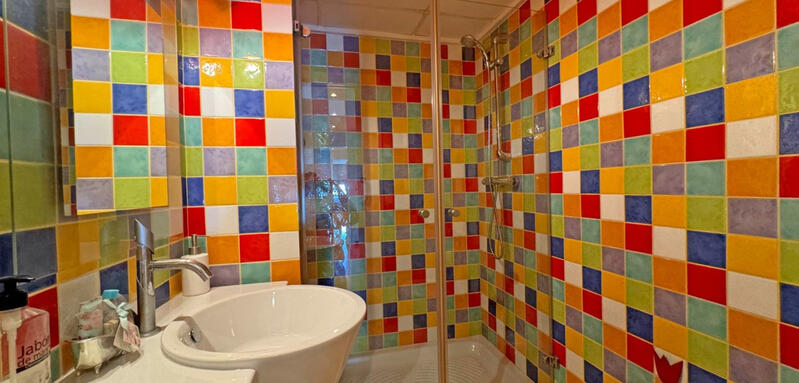 4 bedroom Apartment for sale