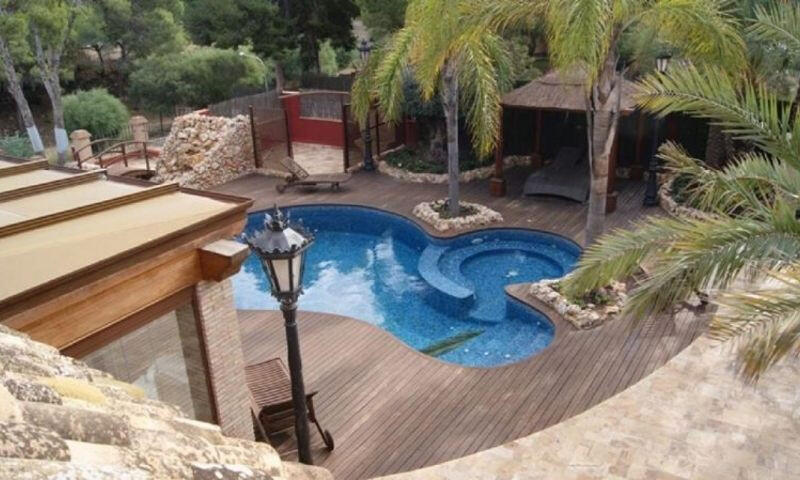 6 soveværelse Villa til salg 6 soveværelse Villa til salg