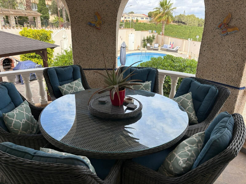 5 soveværelse Villa til salg 5 soveværelse Villa til salg