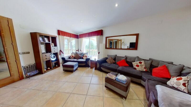 4 Cuarto Villa en venta