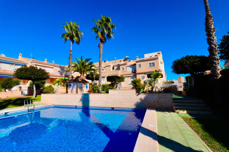 2 спальная комната городская тюрьма продается 2 спальная комната городская тюрьма продается