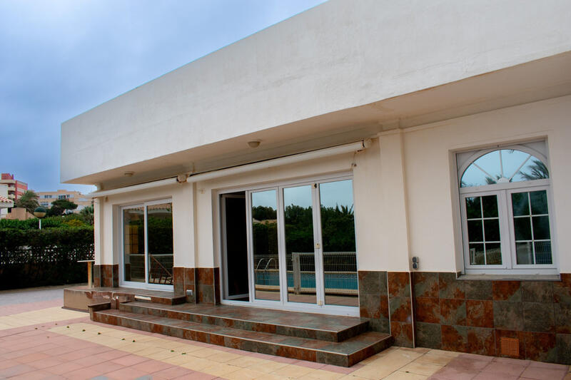 7 soveværelse Villa til salg