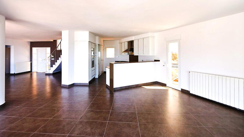 4 Cuarto Villa en venta