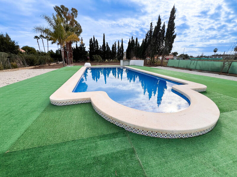 4 bedroom Villa for sale