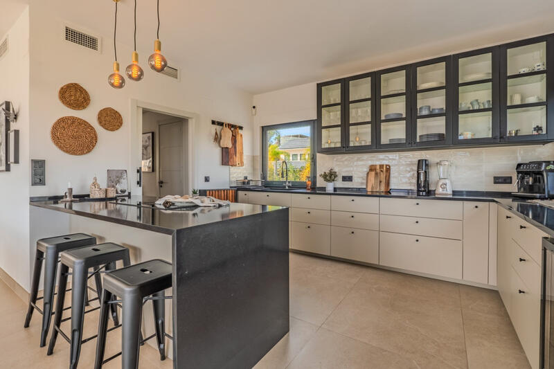 7 soverom Villa til salgs