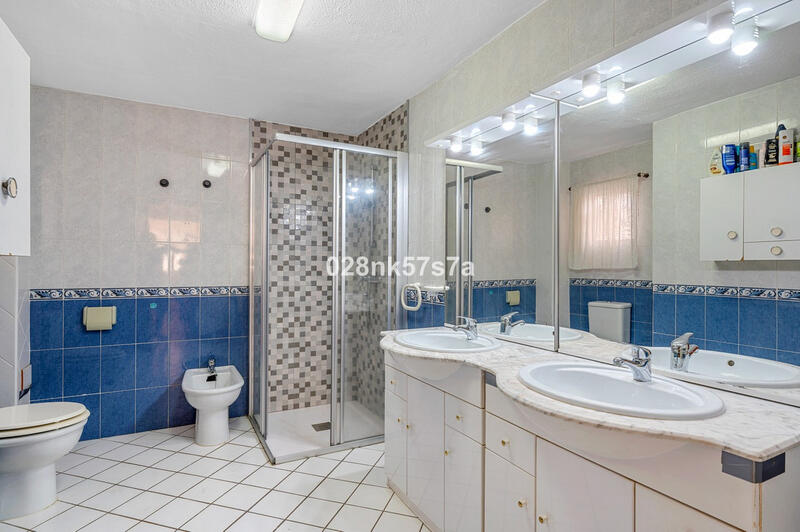 4 slaapkamer Villa Te koop