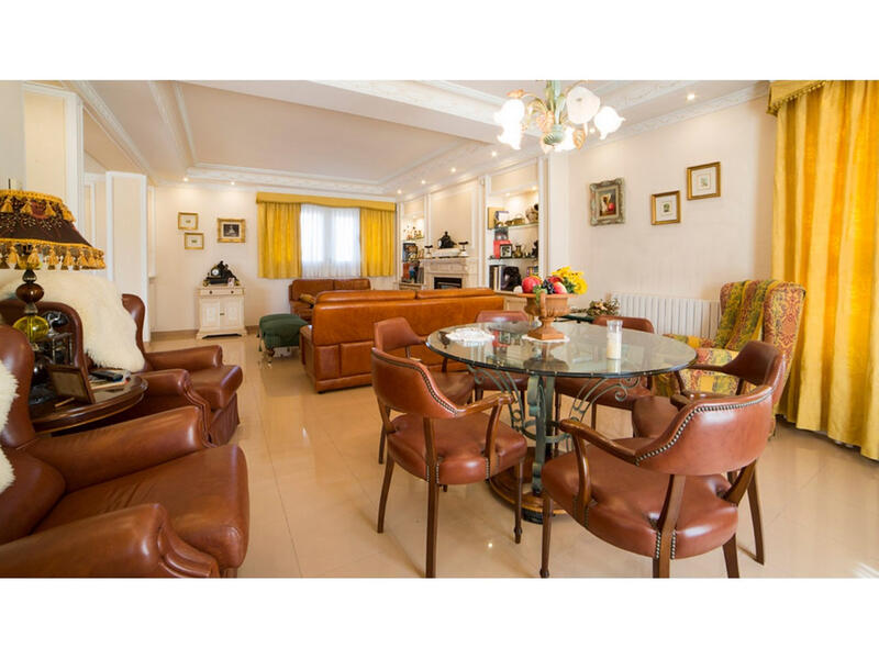 6 soveværelse Villa til salg