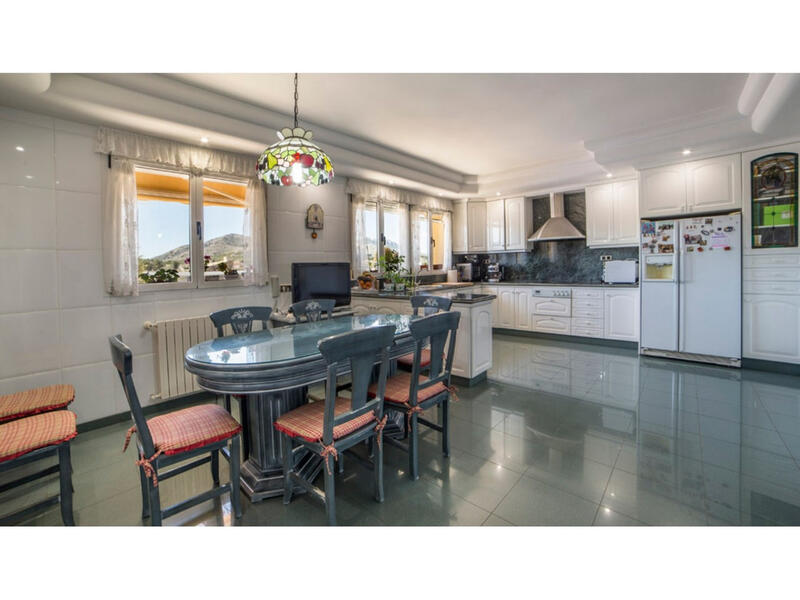 6 soveværelse Villa til salg