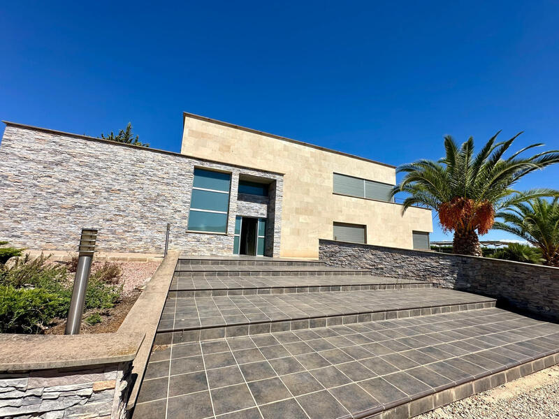 Villa à vendre dans Yecla, Murcia