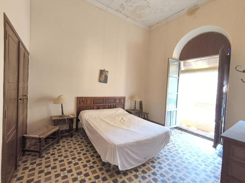 15 soveværelse Landsted til salg