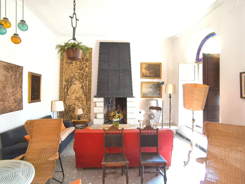 15 soveværelse Landsted til salg