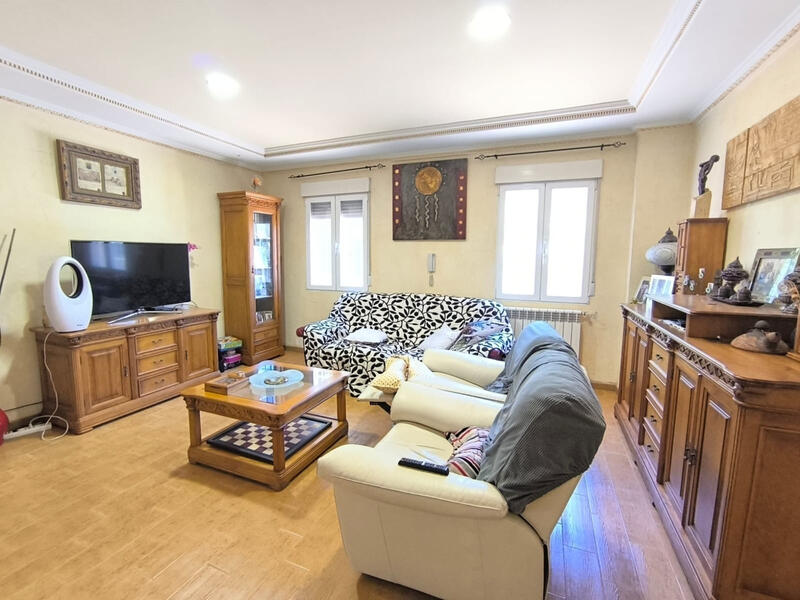 6 Cuarto Villa en venta