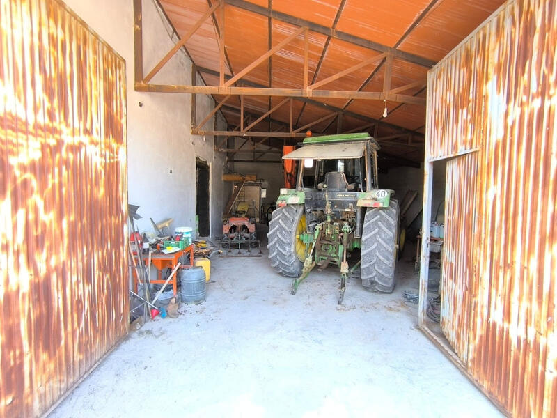 6 soveværelse Landsted til salg