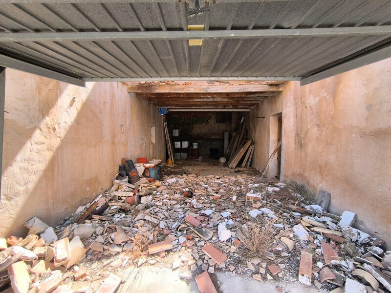 6 soveværelse Landsted til salg