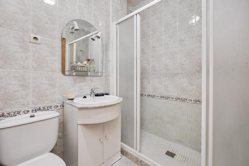 2 slaapkamer Appartement Te koop