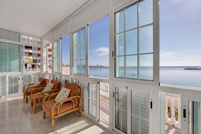 4 bedroom Apartment for sale