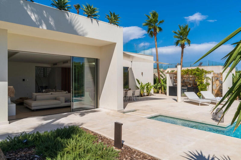 5 soveværelse Villa til salg 5 soveværelse Villa til salg